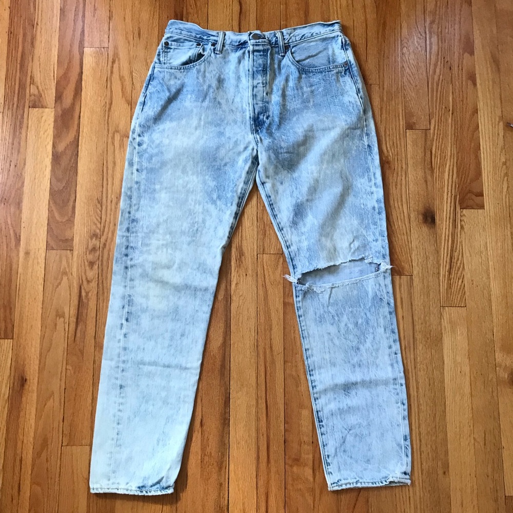 Levi's 514 Light Blue Acid Washed Ripped Straight Jeans 33x31